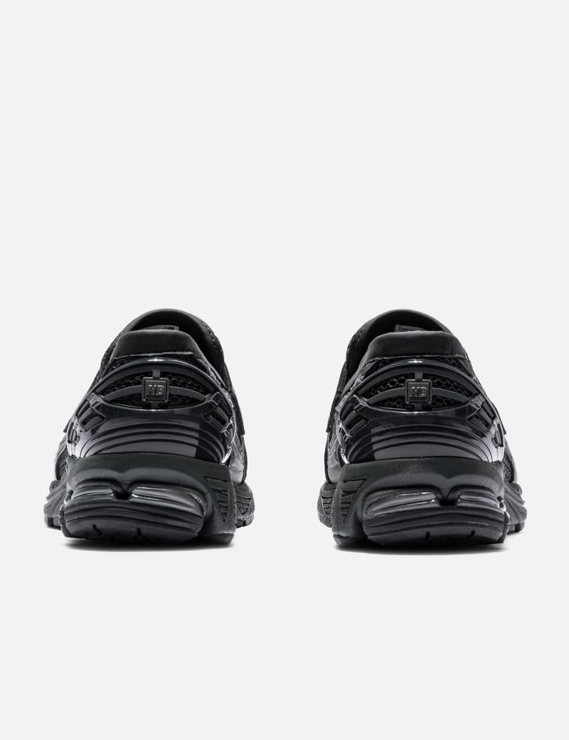 New Balance 1906L - Slip-on athletic loafers with ABZORB