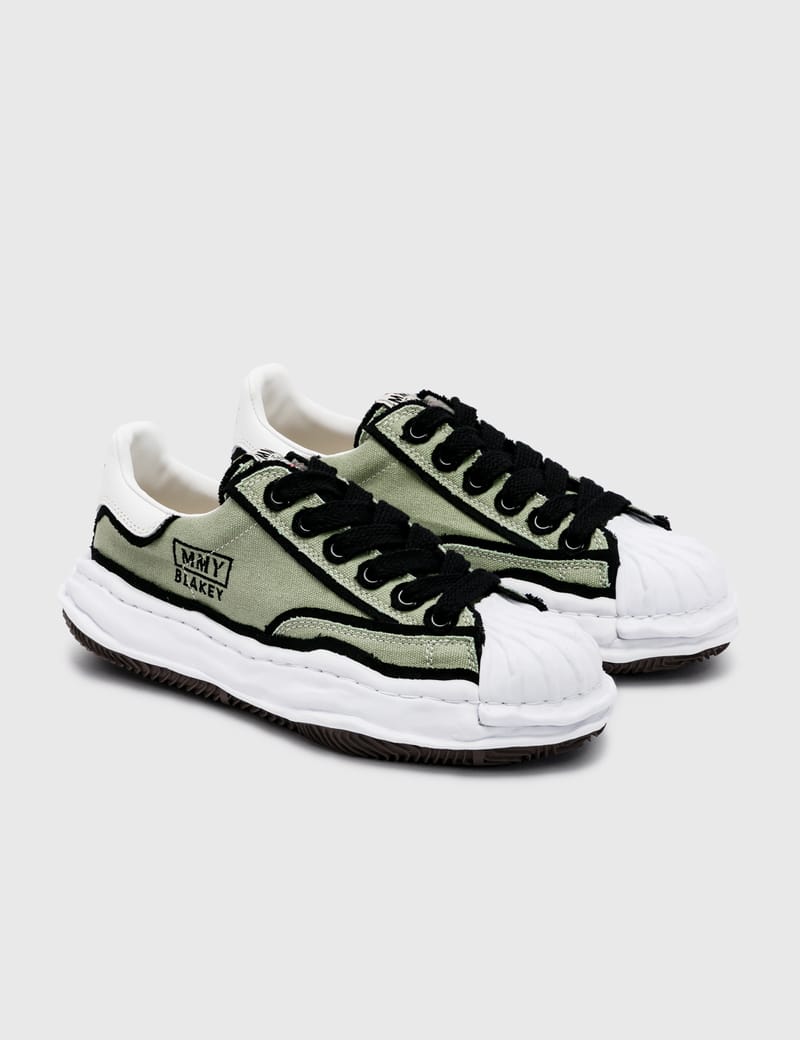 BLAKEY LOW TOP SNEAKERS