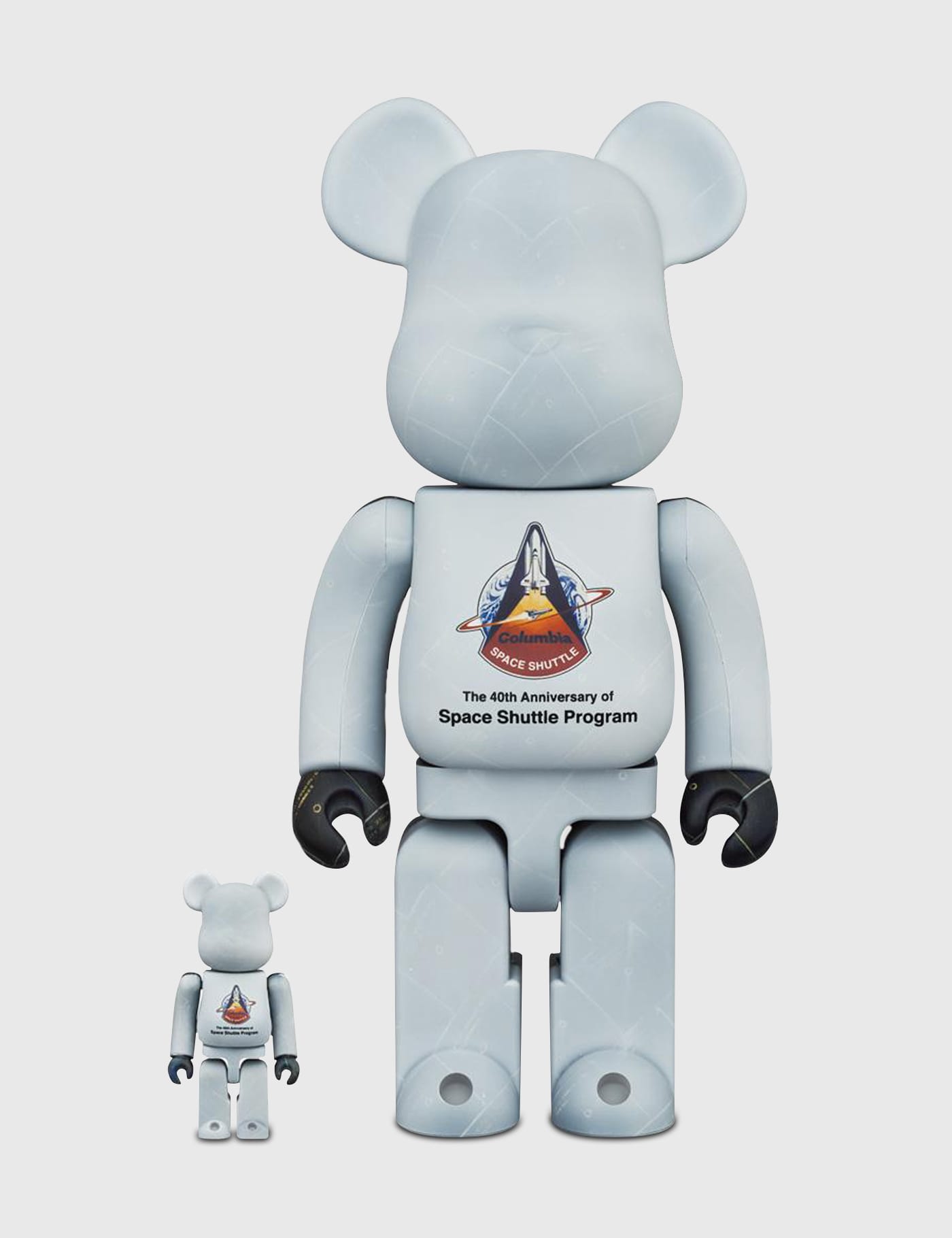 Medicom Toy - Space Shuttle Be@rbrick 100％ & 400％ Set | HBX - Globally  Curated Fashion and Lifestyle by Hypebeast