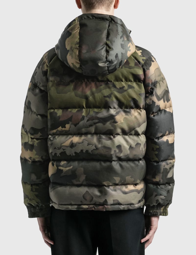 Maison Kitsuné - Velvet Fox Head Patch Short Down Jacket | HBX