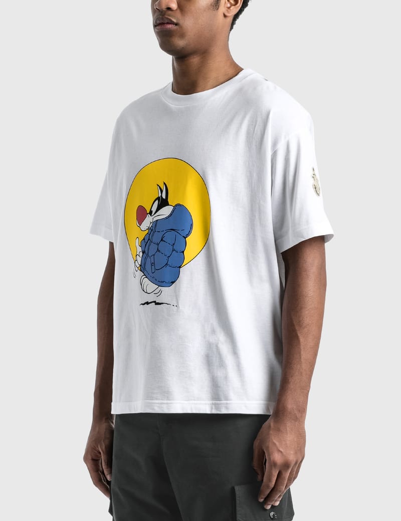 MONCLER　Tシャツ Moncler Genius - Moncler Genius X JW Anderson Printed T-Shirt | HBX