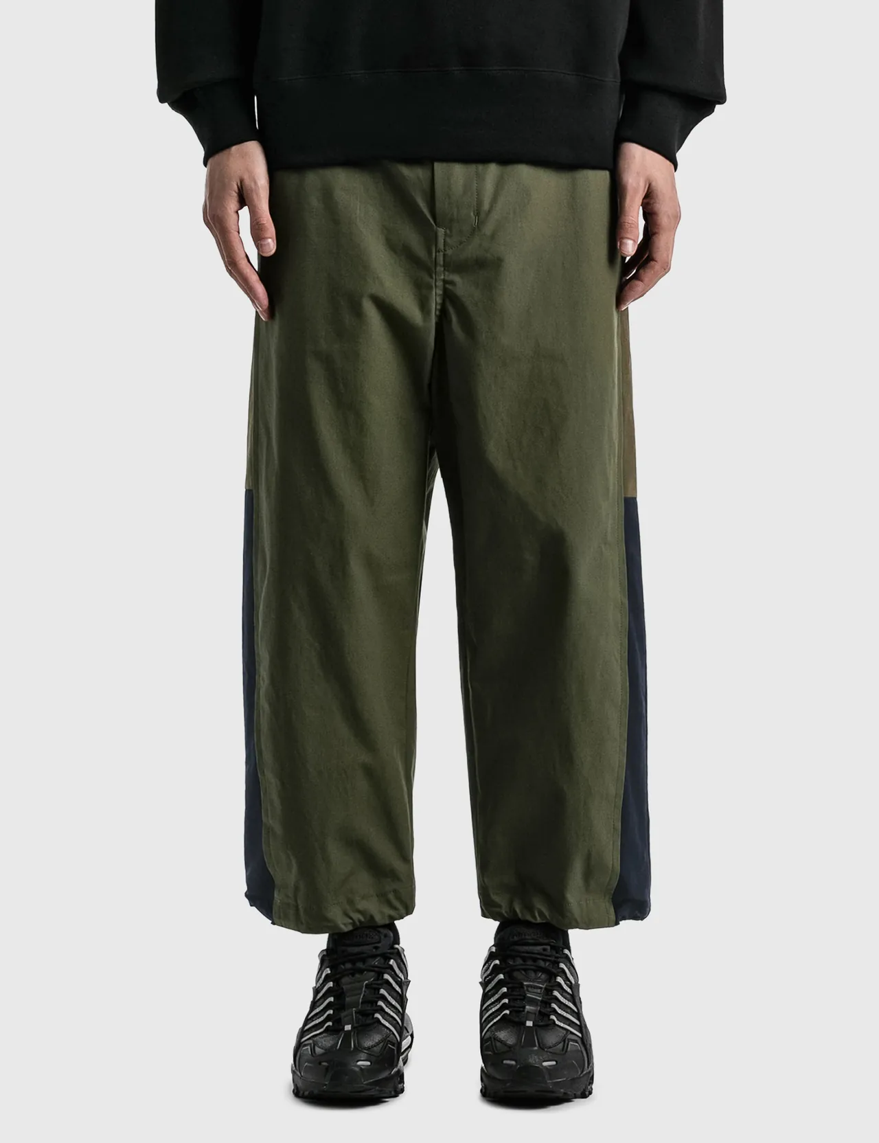 Sacai - Cotton Oxford Grosgrain Pants | HBX - Globally Curated