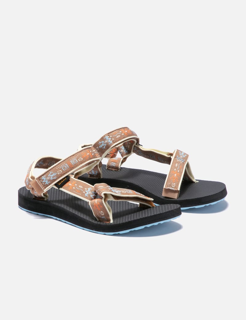 Teva universal premier online women's