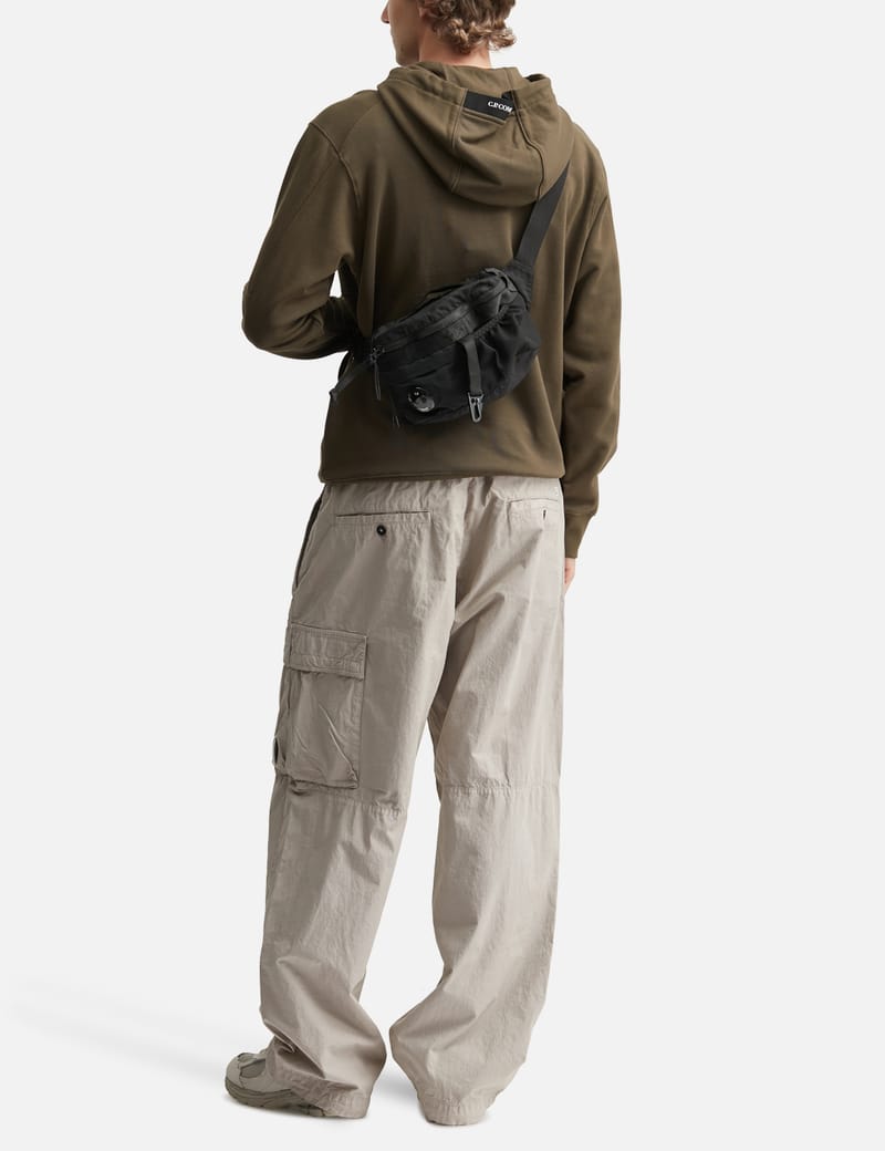 c.p company Waist bag nylon b ボディバッグ C.P. Company - NYLON B CROSSBODY RUCKSACK | HBX