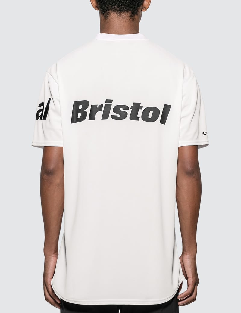 FCRB Bristol STRADDLE LOGO S/S TOUR T 美品 F.C. Real Bristol - Straddle Logo Tour T-Shirt | HBX