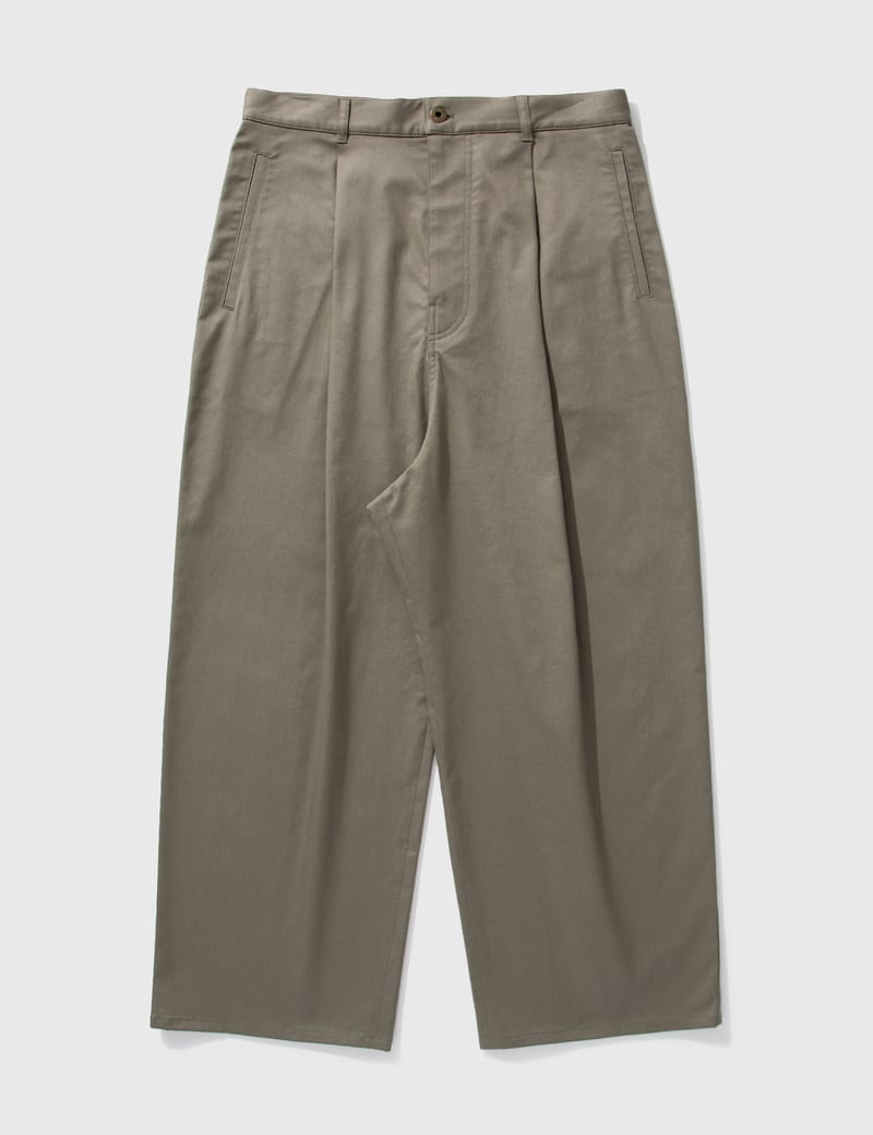 Loewe - One Pleat Trousers | HBX - Globally Curated Fashion and