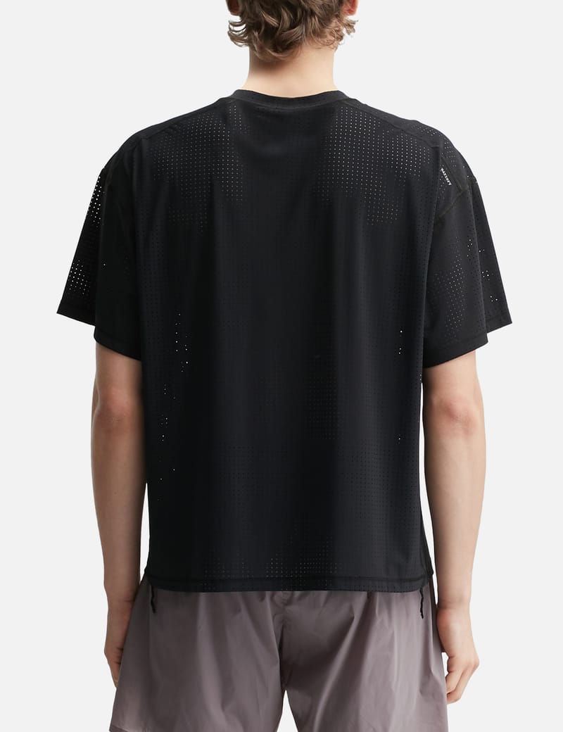 SATISFY Space‑O™ T‑Shirt - Ultra-breathable, fast-drying running