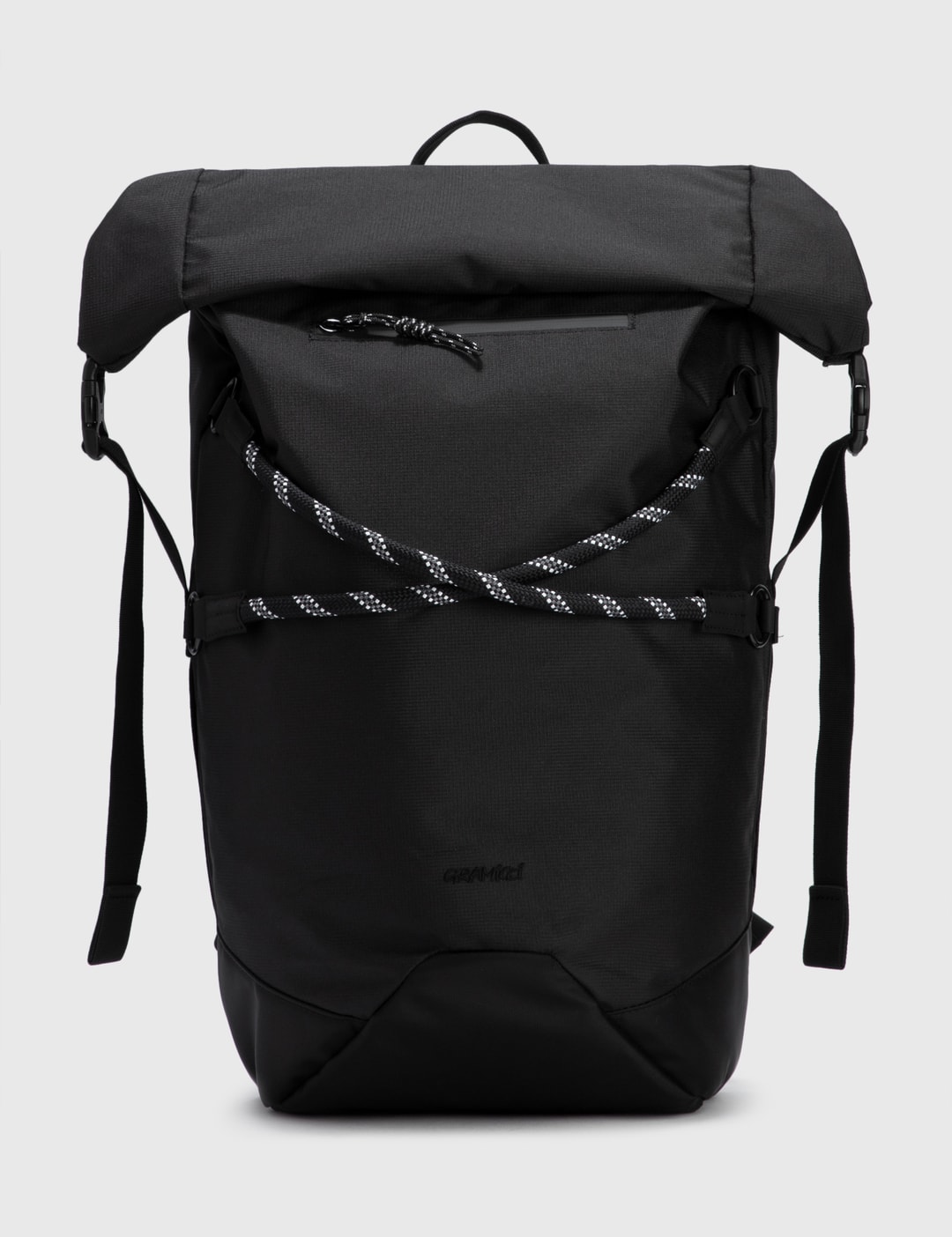 Hyperbeast Backpack Gramicci - CLIMBING BACKPACK | HBX - HYPEBEAST 為您搜羅全球潮流時尚品牌
