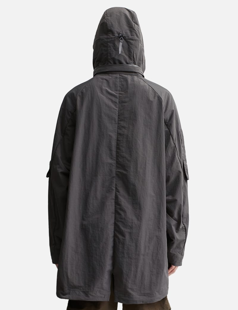 Comfy Outdoor Garment - CMF OVER PONCHO | HBX - HYPEBEAST 為您搜羅