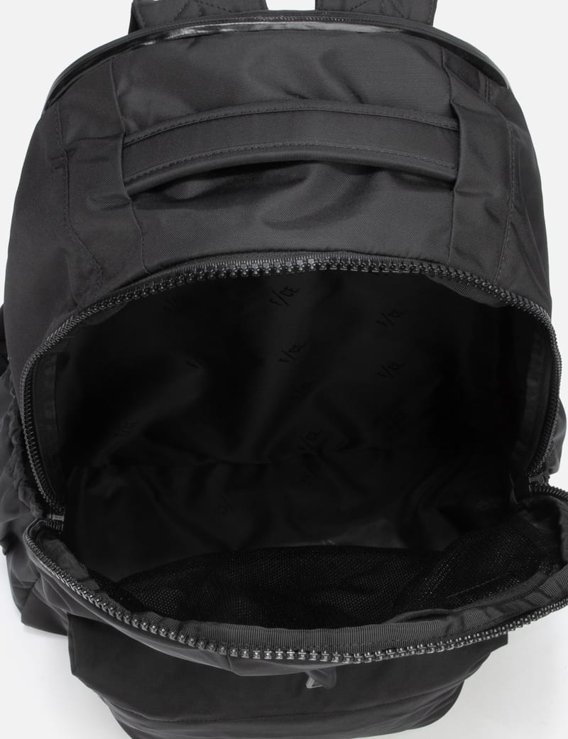 SFC DAY PACK - S.F.C (Stripes For Creative) (エスエフシー(ストライプ フォー クリエイティブ)) -  bag (バッグ) | FIGURE ONLINE (フィギュアオンライン) 【公式通販】