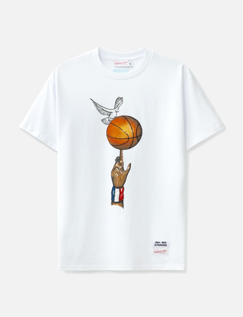 BTS SUGAがNBAxミッチェル & ネスとのコラボを発表 | Hypebeast.JP