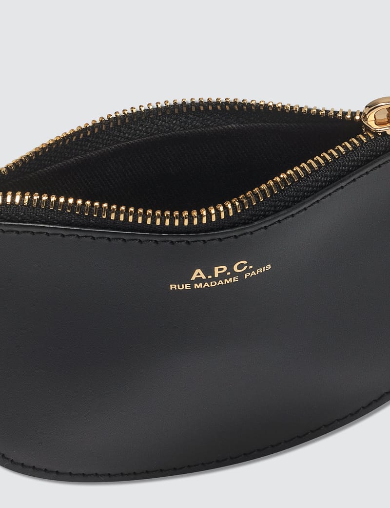 ◇A.P.C.◇ [Apesse] Half Moon Half Wallet PXBRC_F63219_LZZ_B Demi-Lune compact wallet | Smooth leather | A.P.C. Accessories