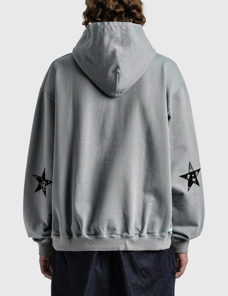 SOPHNET. - BANDANA STAR ELBOW PATCHED SWEAT HOODIE | HBX