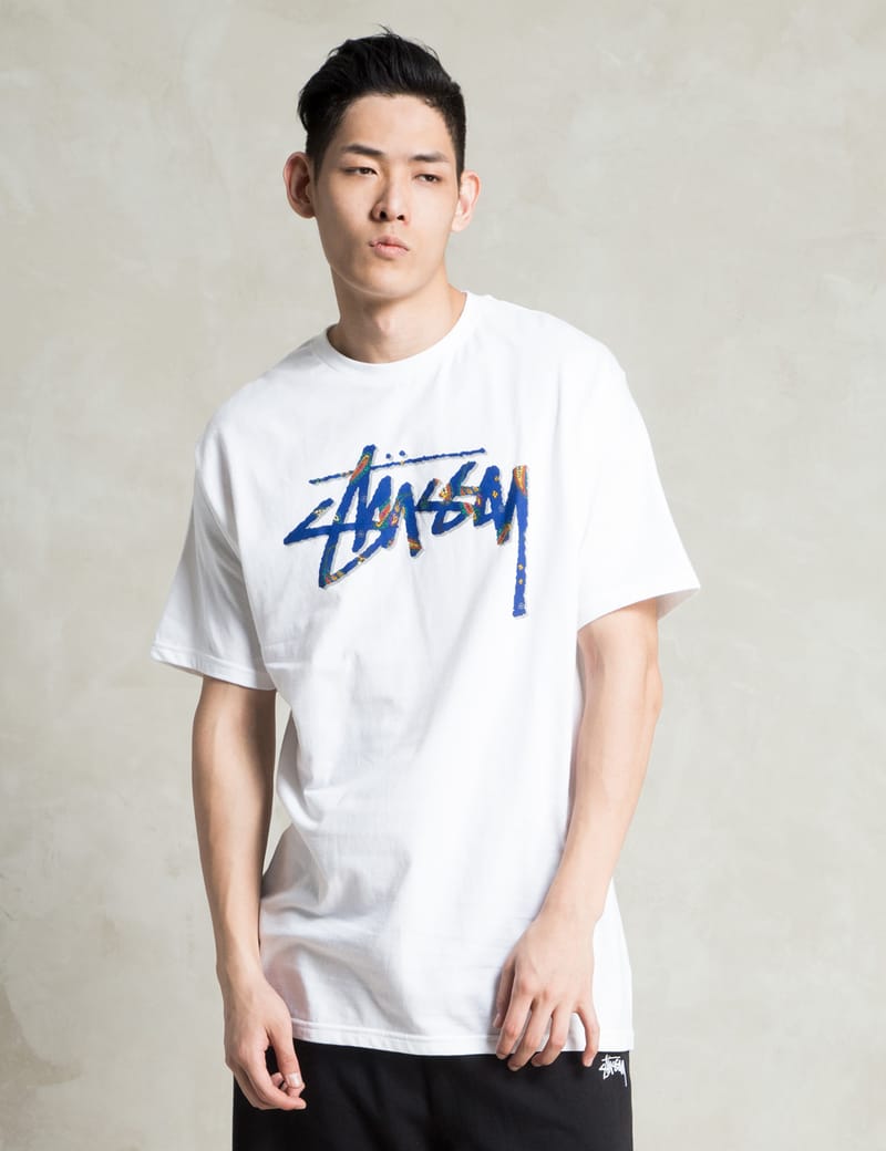 【Stussy】 Authentic T-Shirt White ★送料・関税込★大人気★ 100% Authentic Stussy X Mastermind Skull Logo T-Shirt Sz S