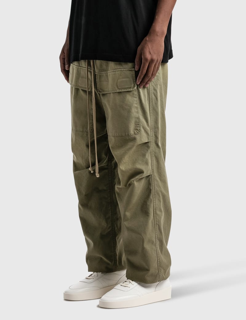 Fear of God - Military Cargo Pant | HBX - HYPEBEAST 為您搜羅全球