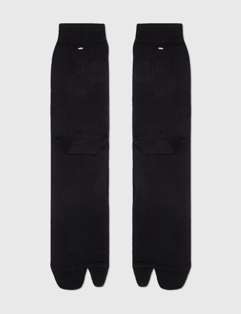 上品コーデはコレで安心！ Maison Margiela - TABI SOCKS | HBX - Globally Curated レッグウェア