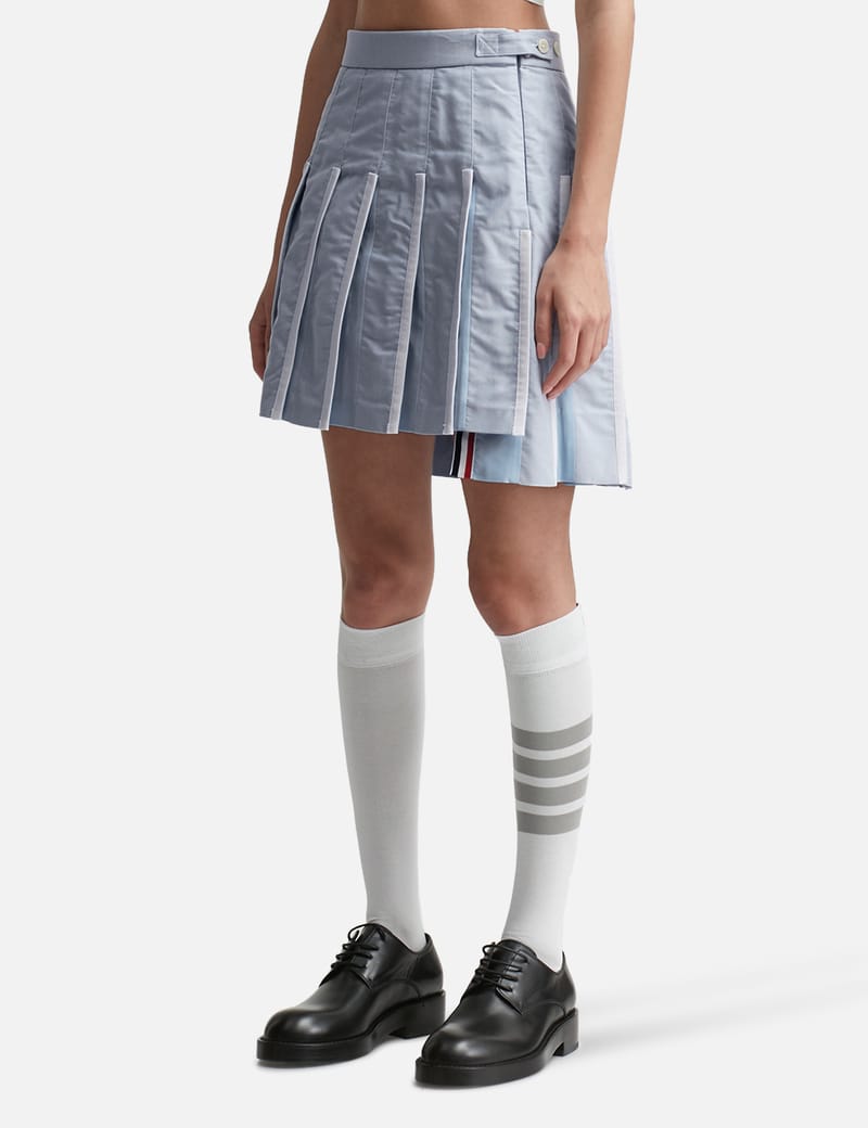 Pleated mini hotsell skirt in store