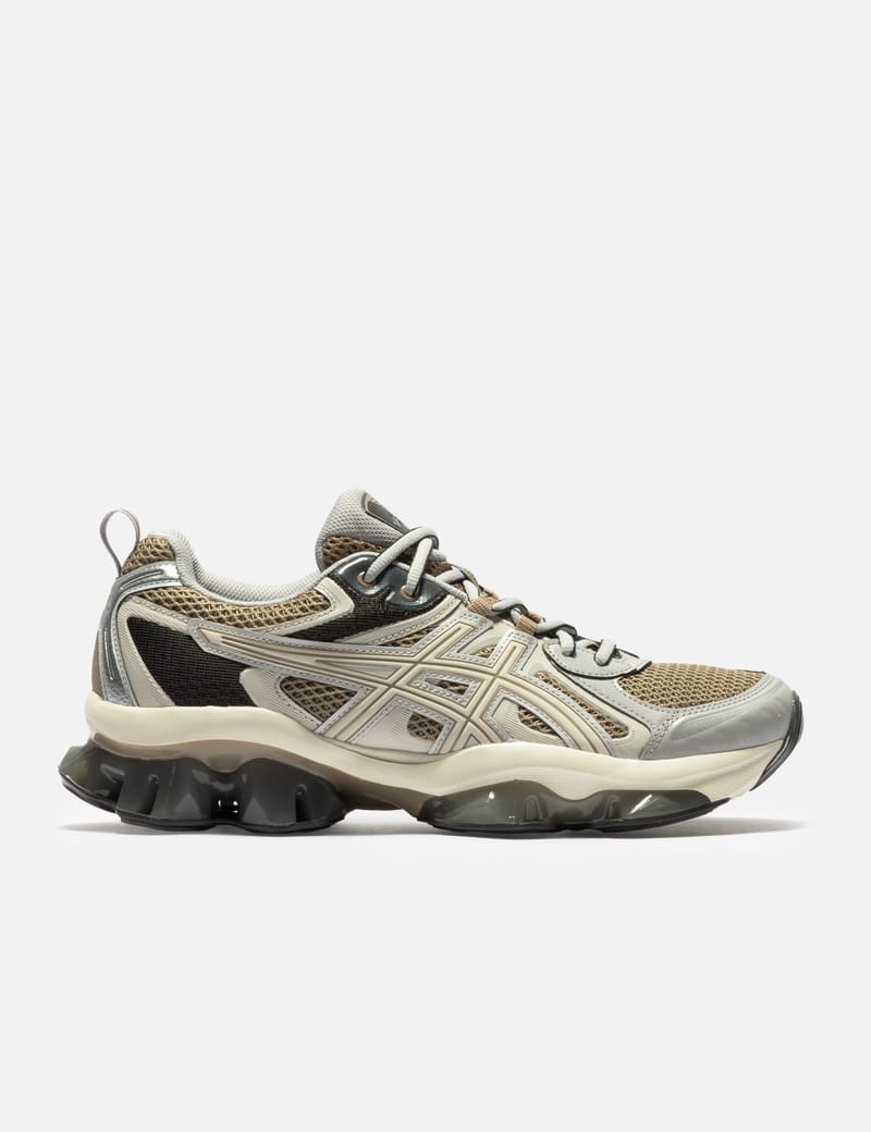 Maison Margiela - Replica Low Top Sneakers | HBX - Globally