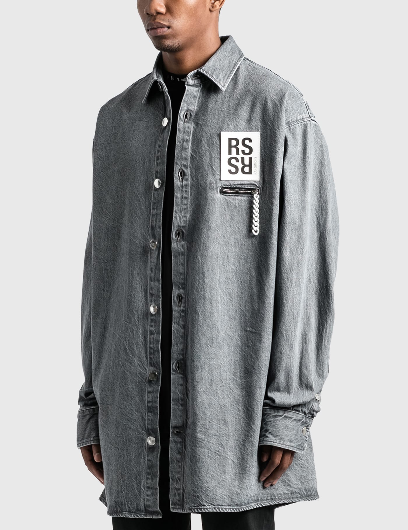 Raf Simons - Zipped Pocket Big Fit Denim Shirt | HBX - ハイプ 