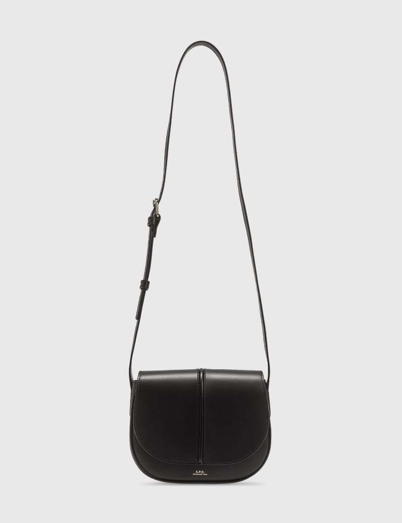 【A.P.C.】アーペーセー　BETTY ベティ　ショルダーバッグ　ブラック　黒 A.P.C.（アーペーセー）の「SAC BETTY（ショルダーバッグ）」 - WEAR