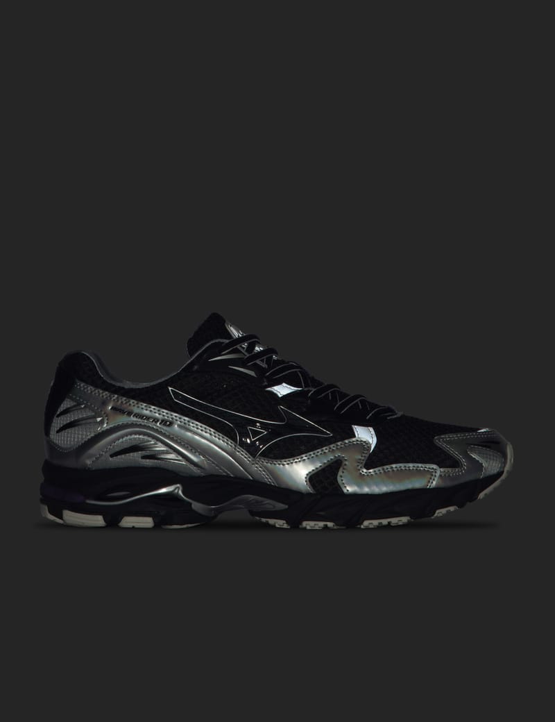 Mizuno Sportstyle - Wave Rider 10 | HBX - Globally Curated
