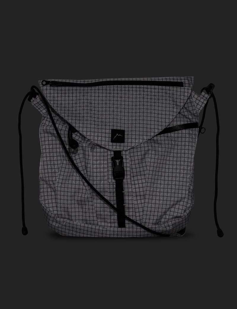 【CAYL】 SEORAK 5 (b-grid_solid) beige Cayl Seorak 5 B-Grid Solid Bag - Beige | Flatspot