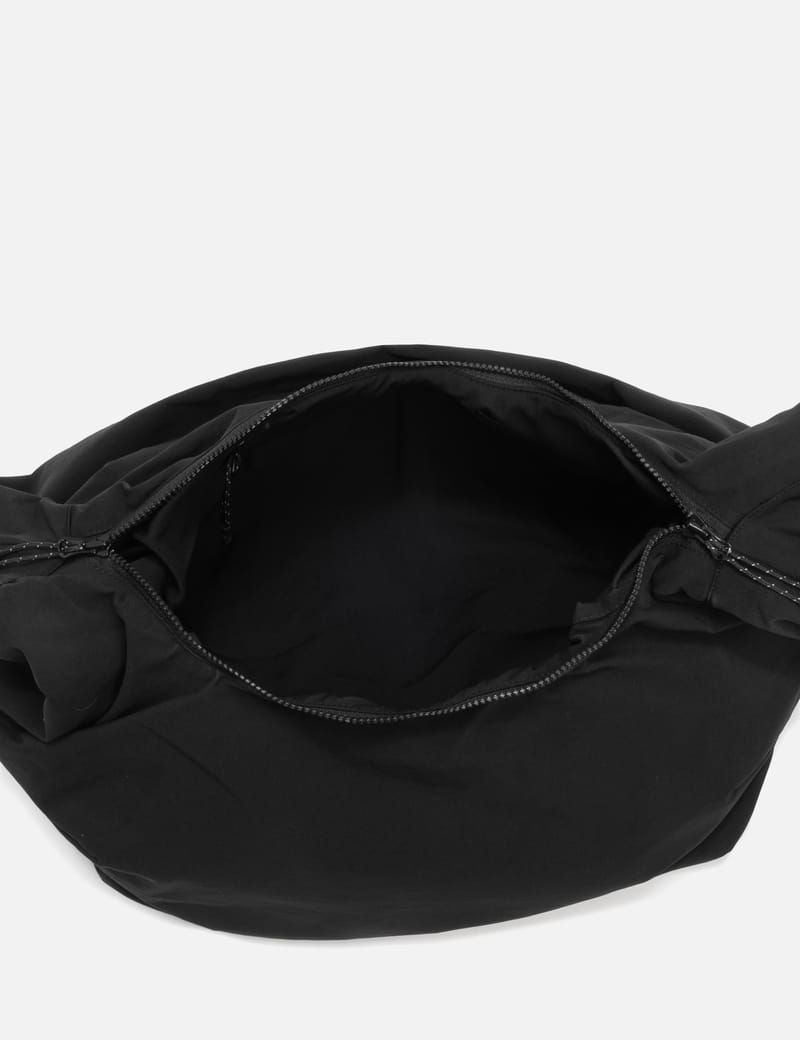 CLESSTE - Soft Shell System Bag (M) | HBX
