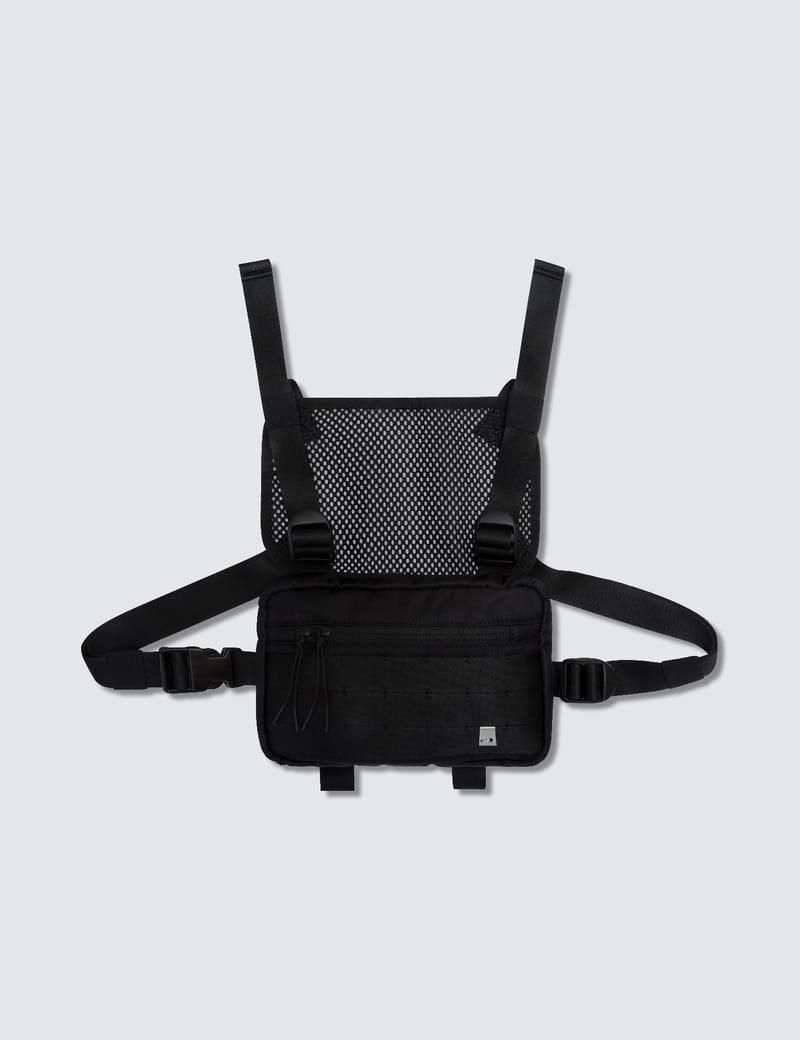 1017 ALYX 9SM - Mini Chest Rig | HBX - Globally Curated 1017 ALYX 9SM - Mini Chest Rig | HBX - Globally Curated