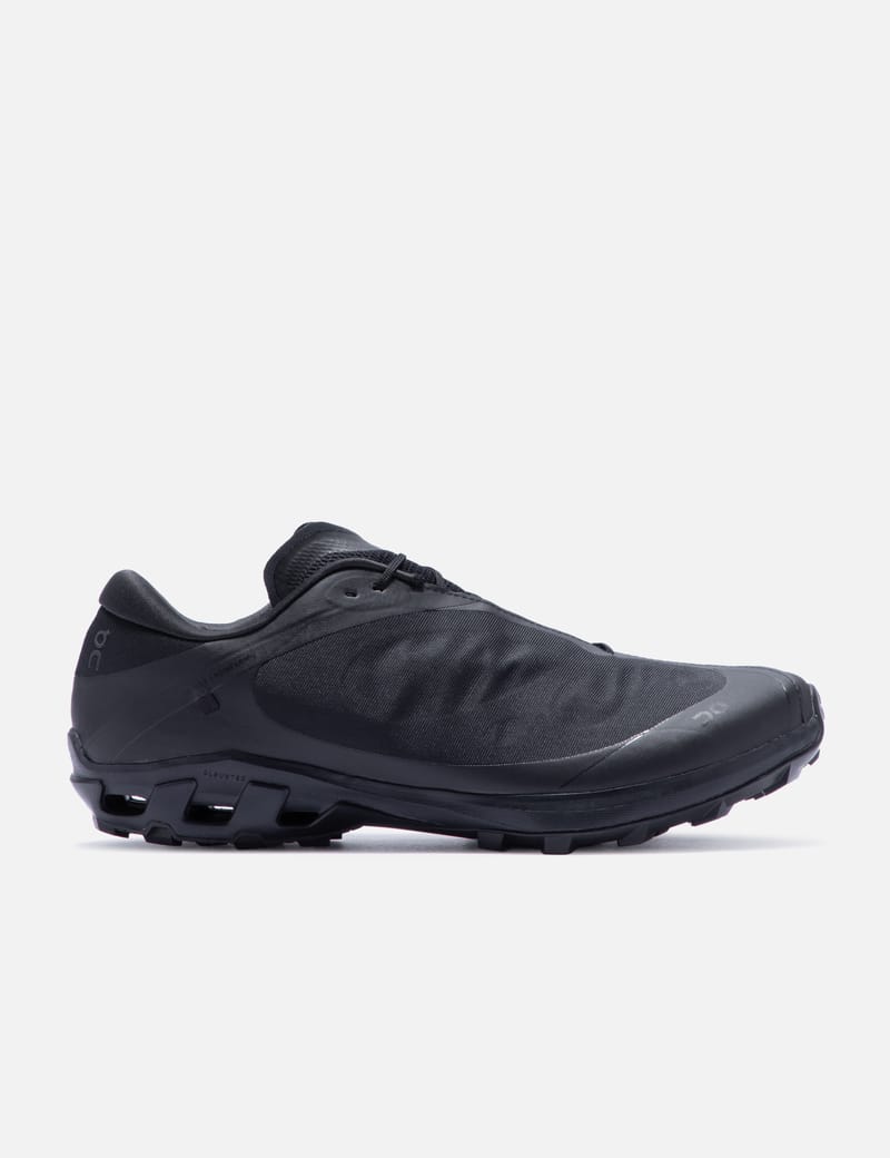 【On】xPost Archive Faction Cloudventure Peak スニーカー ON + Post Archive Faction Cloudventure Peak rubber-trimmed