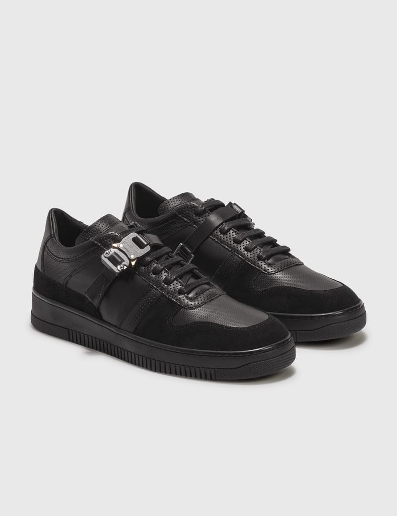 1017 ALYX 9SM - Leather Buckle Low Trainer | HBX - Globally