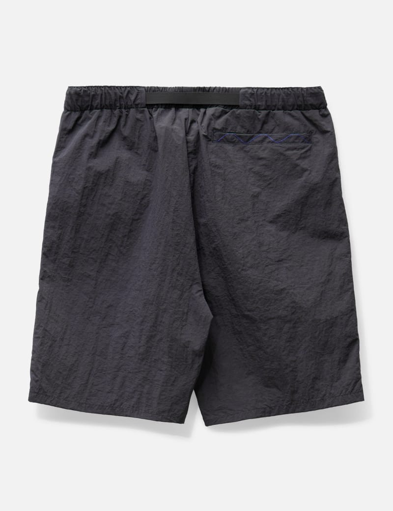 HIKING SHORTS