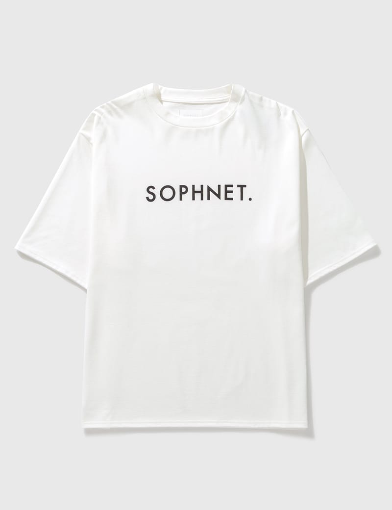 SOPHNET. - SOPHNET. ロゴ バギー Tシャツ | HBX - ハイプビースト ...