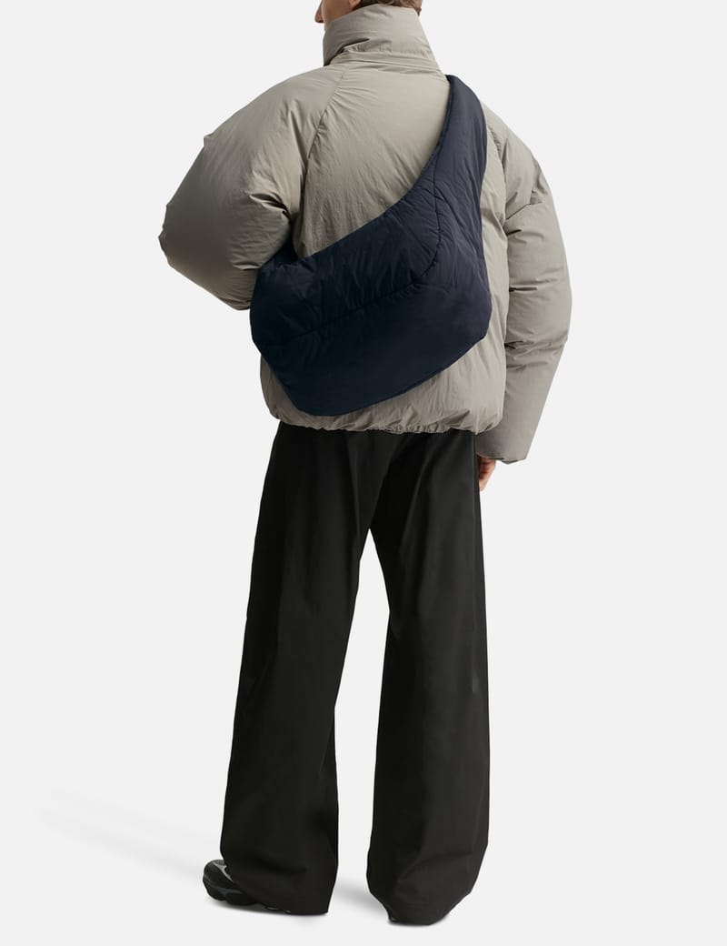 ヤーさん専用　　その他の方は不可＜Seventh＞ LUNAR サック Seventh Lunar Sac - 軽量ナイロンのスリングバッグ、ノートPC収納可 | HBX