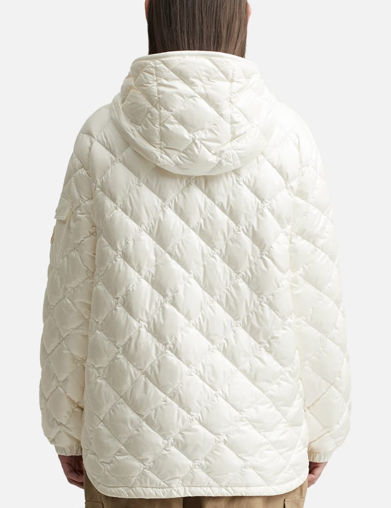 Moncler アイボリー キルティングジャケット Moncler - キルティング ジャケット | HBX - ハイプビースト