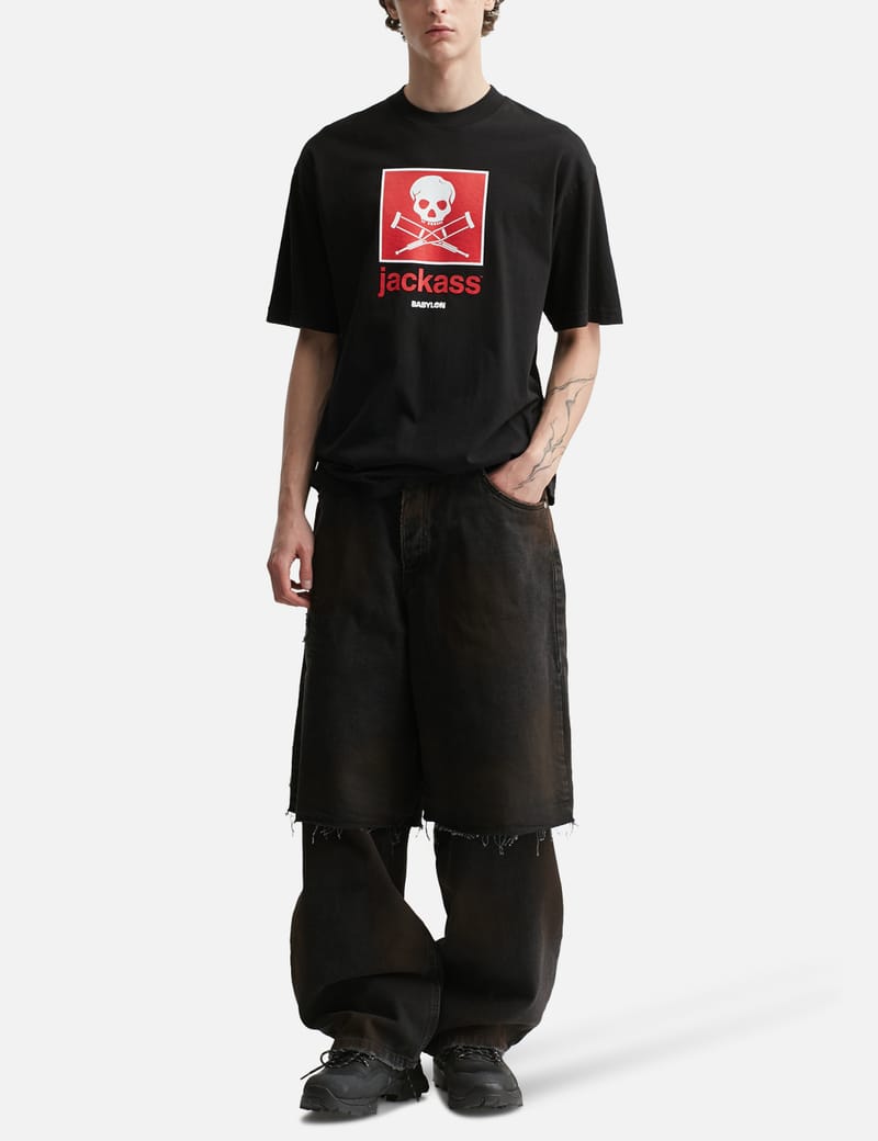 Babylon Jackass x Babylon Classic Tee - 6 oz black oversized logo