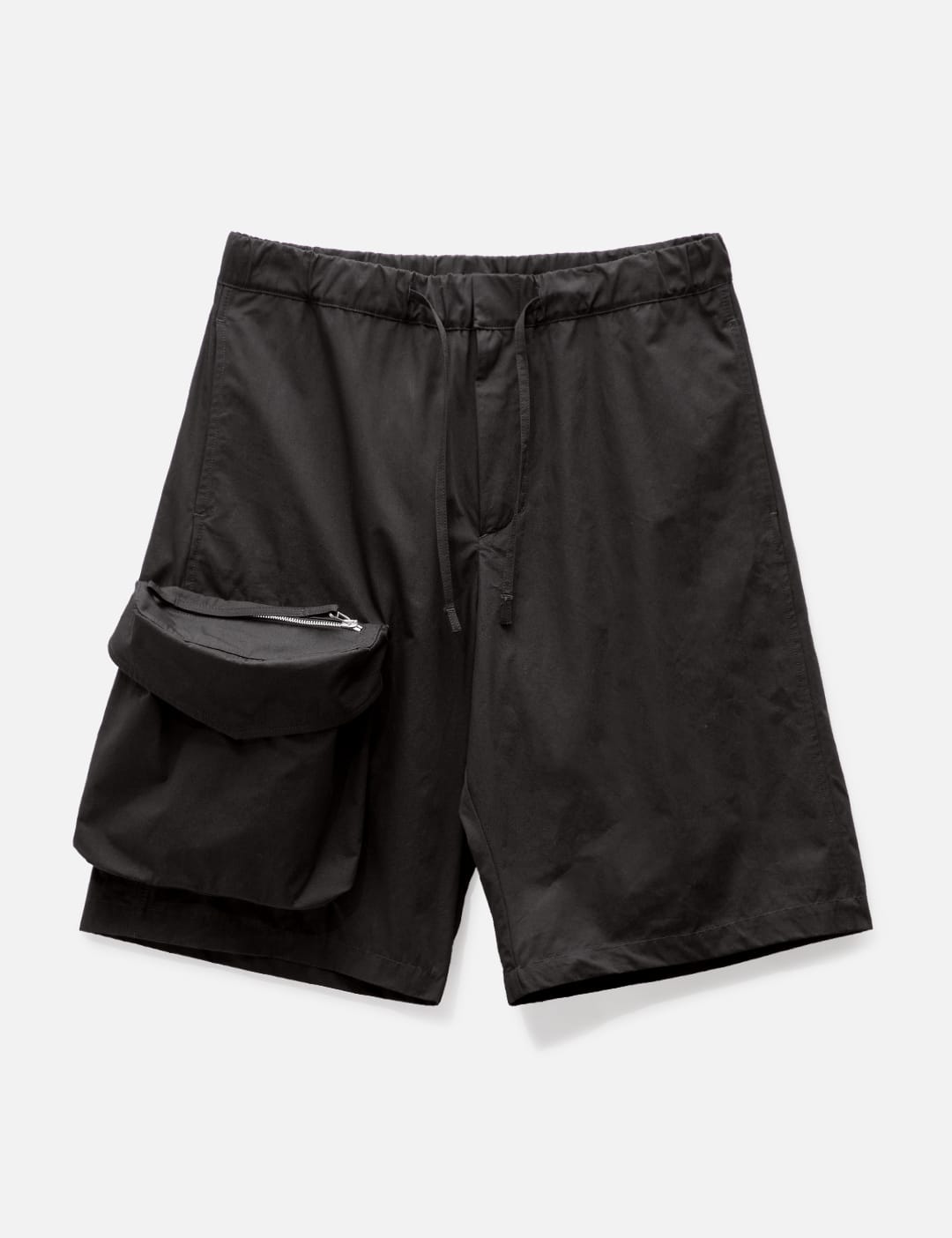 Sacai - Cotton Nylon Oxford Shorts | HBX - Globally Curated 