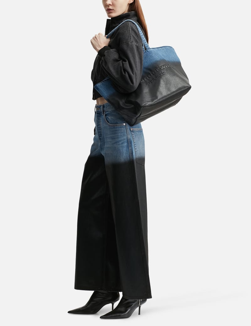 アレキサンダーワン - Roxy Cage Mini Bucket Bag with Stud | HBX