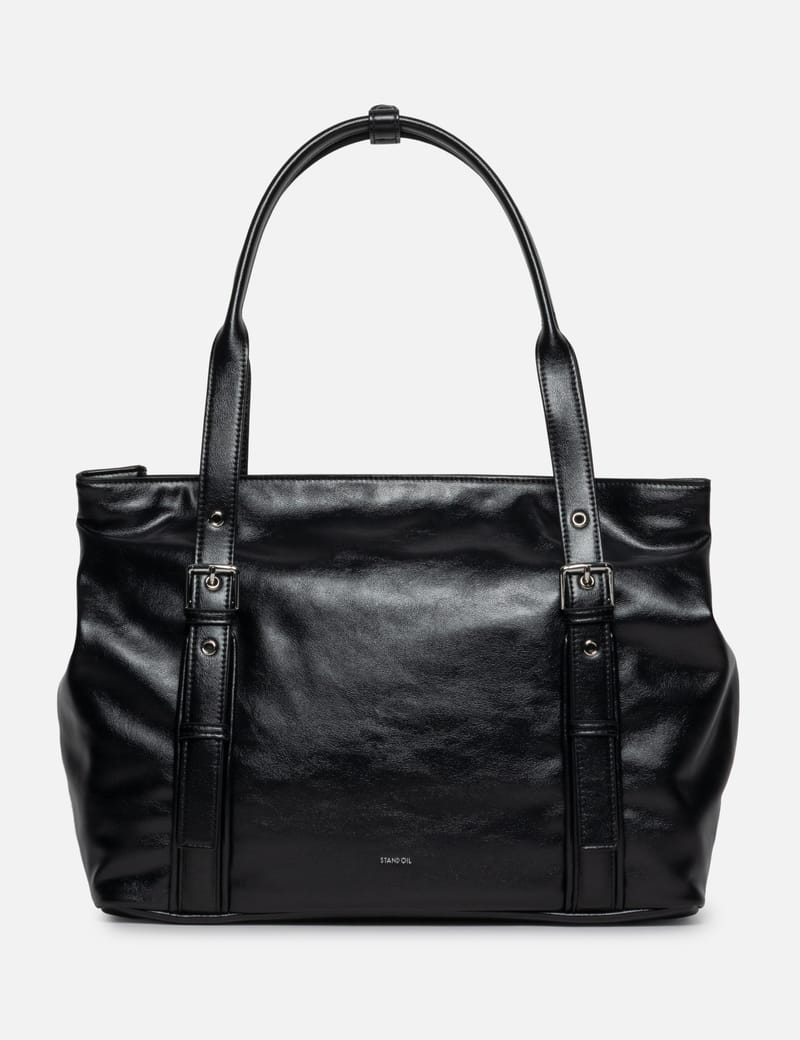STAND OIL More Baguette Bag - Sleek black faux-leather baguette
