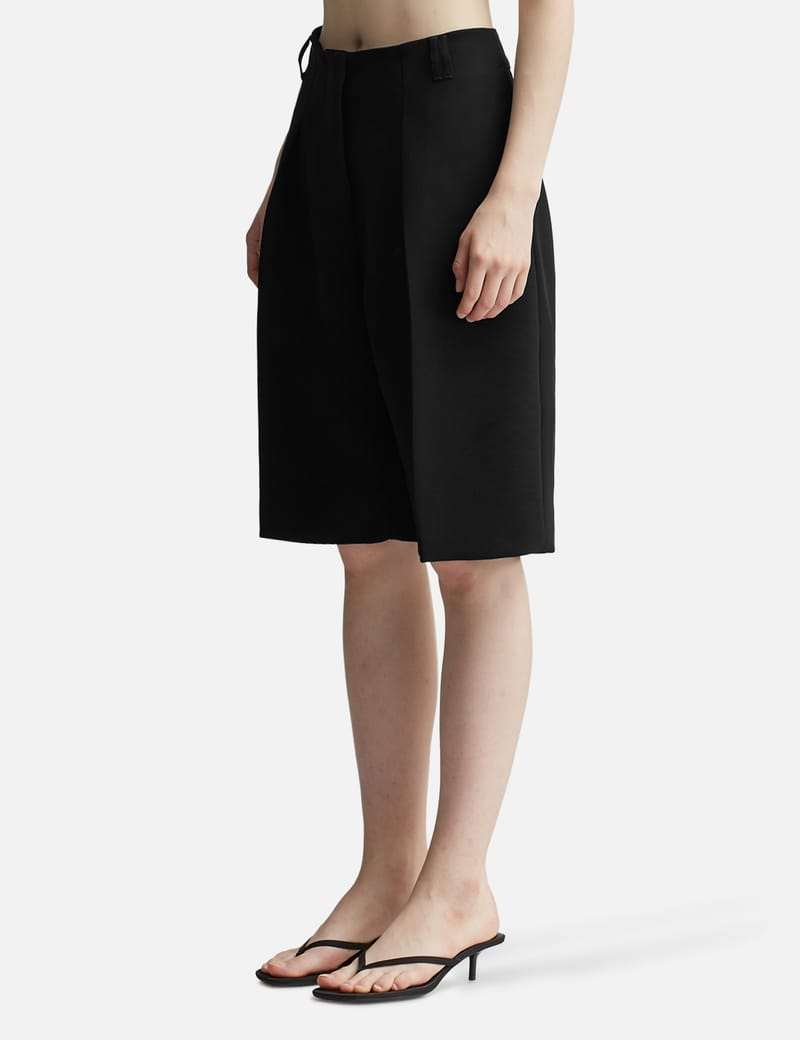 パンツ JACQUEMUS Women Shorts  Burmudas 231PA038 1333 990 990 Blac Women's Jacquemus Shorts | Nordstrom