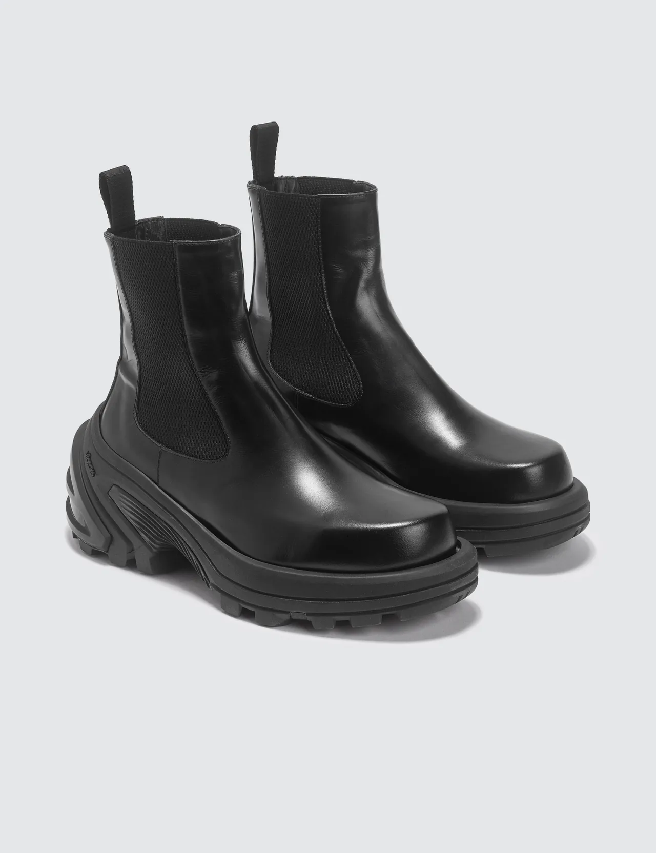 1017 ALYX 9SM - Chelsea Boots With Removable Vibram Sole | HBX