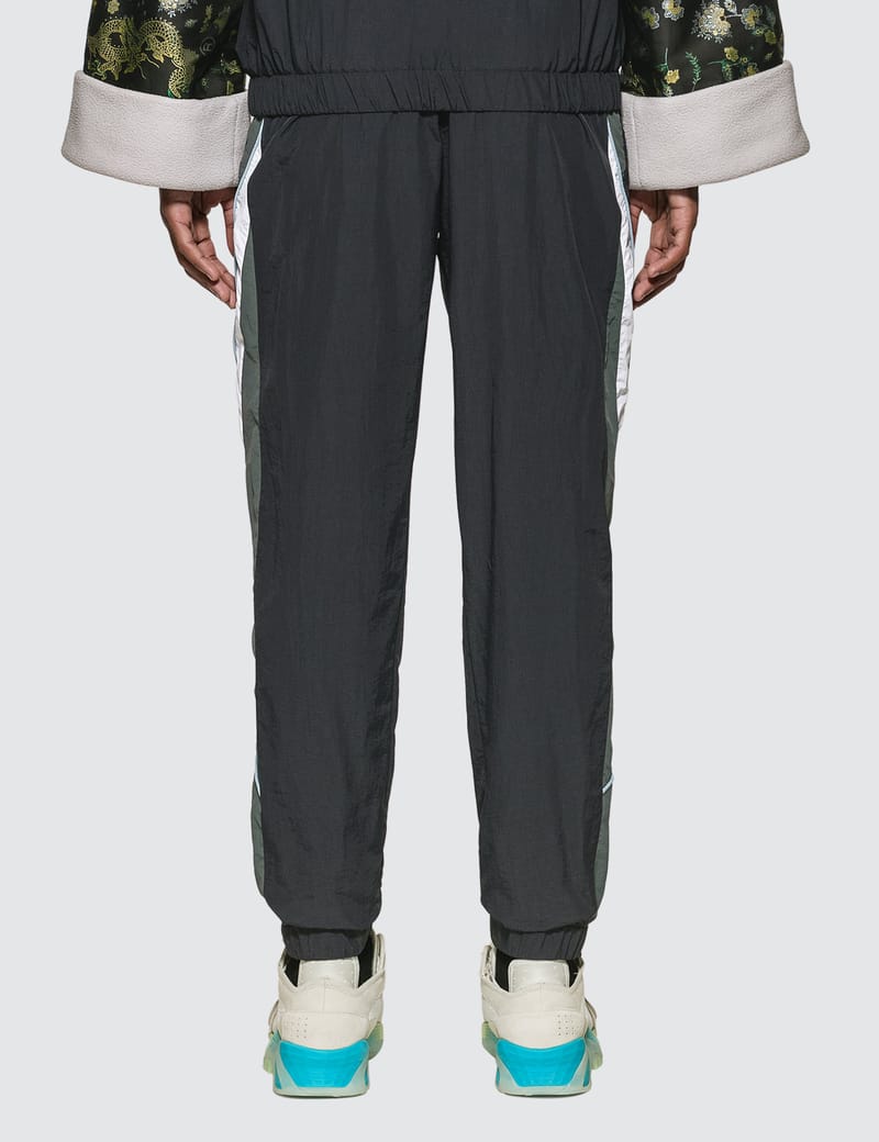 【RONRON】25SS/人気/送料関税込★WALFFLE FLORAL TRACK PANTS★ Martine Rose - PANELLED TRACK PANTS | HBX - Globally Curated