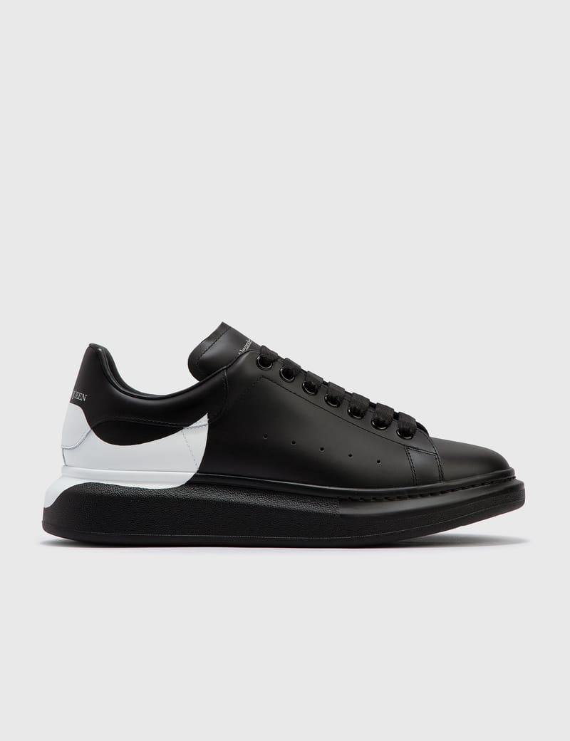 Alexander mcqueen mens shoes black store and white