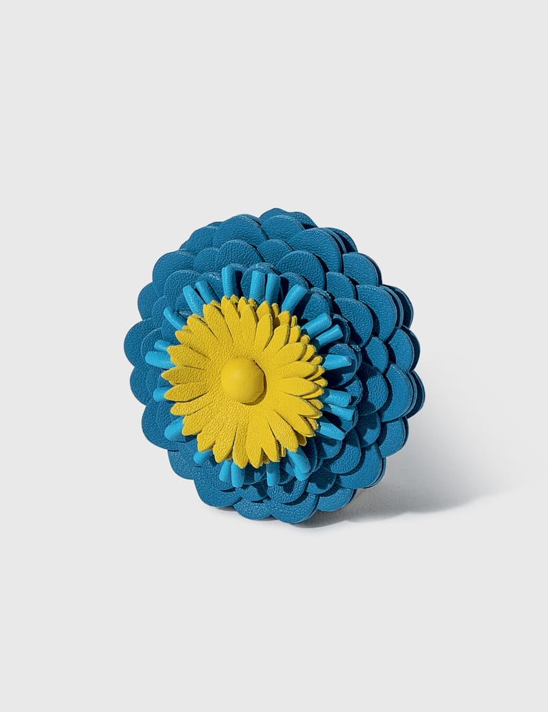 Loewe - Stud Flower Charm | HBX