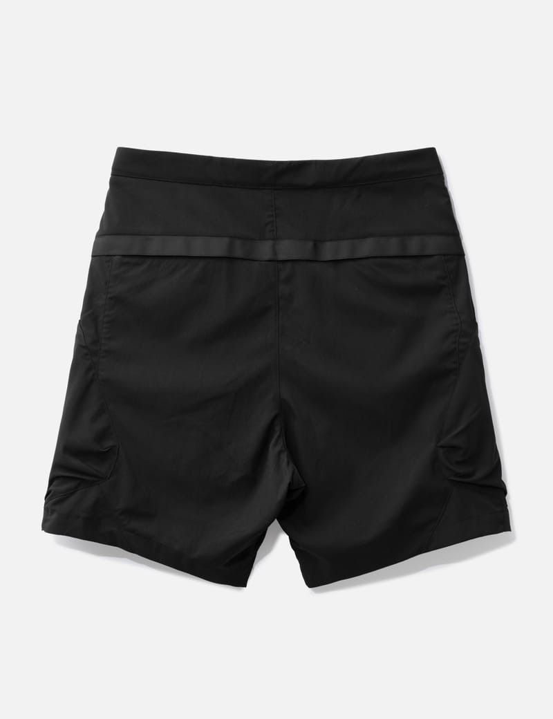 ACRONYM - SP29-M SHORTS | HBX - Globally Curated Fashion and