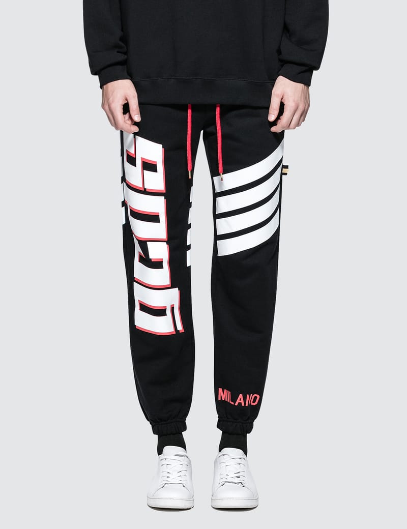 GCDS - Sweatpants | HBX - ハイプビースト(Hypebeast)が厳選した