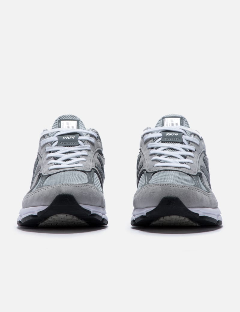 靴 Made in USA 990v4 Core Grey with silver New Balance Made in Usa 990v4 Core Grey / Silver - Jun 2024