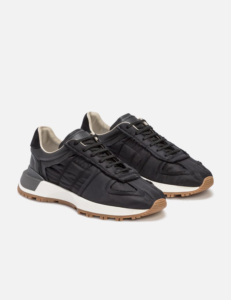 Maison Margiela(メゾン マルジェラ) 50-50 スニーカー メゾン マルジェラ - 50-50 スニーカー | HBX - ハイプビースト