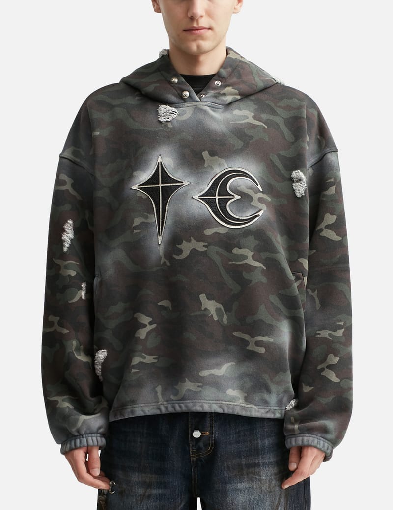 THUG CLUB - Sprayed Camouflage Rock Hoodie | HBX - Globally THUG CLUB - Sprayed Camouflage Rock Hoodie | HBX - Globally