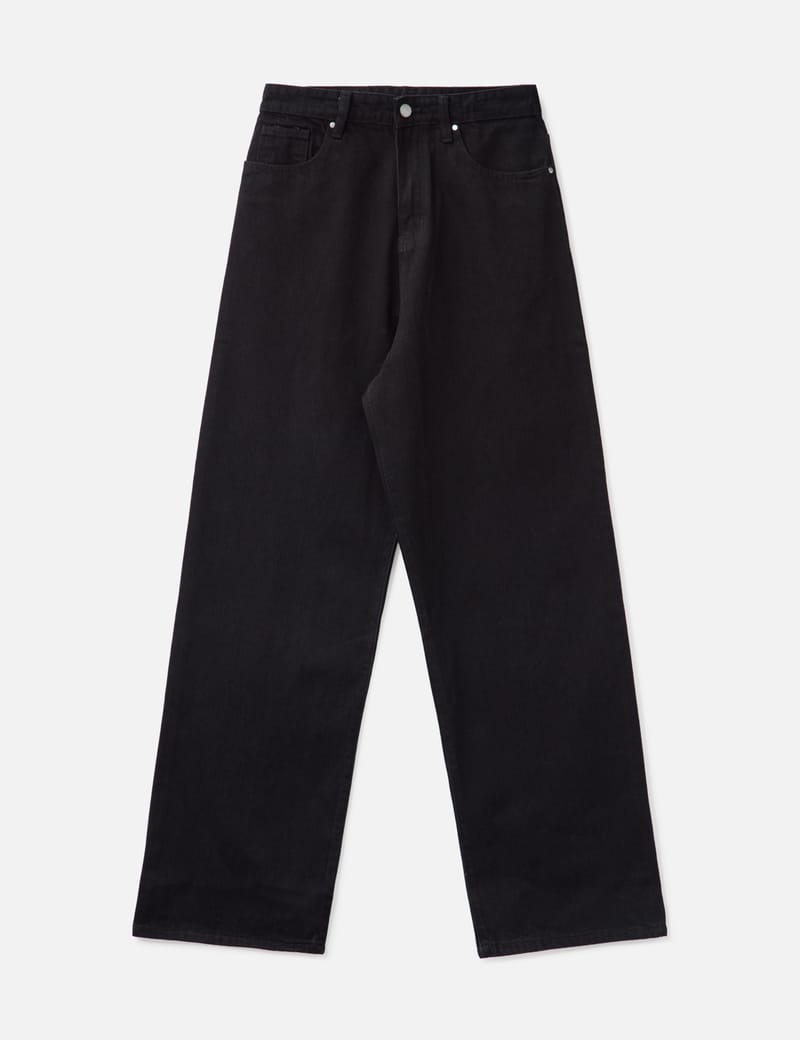 Basketcase Lax Baggy Denim - Jet-black cotton baggy jeans with