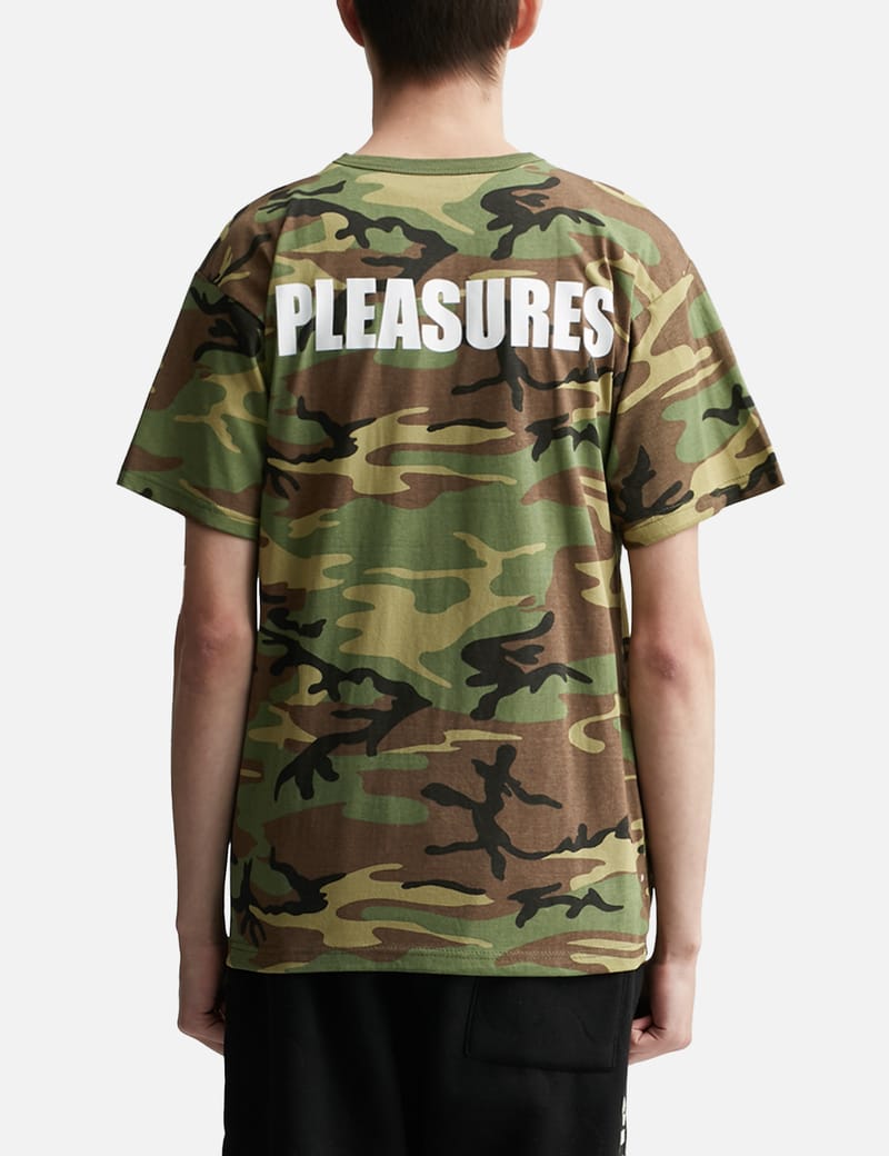 PLEASURES 関税込 ILLEGAL Tシャツ Pleasures - ILLEGAL T-SHIRT | HBX - Globally Curated Fashion